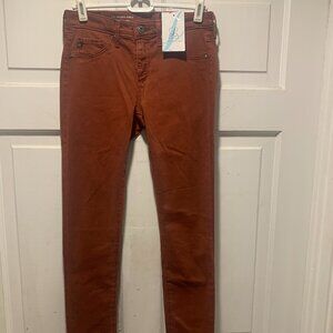 AG Adriano Goldschmied~ NWT!!~ (Retail:  $198.) The Legging Ankle